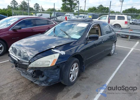 2007 Honda Accord 2.4 Ex из США, поврежденный, VIN 1HGCM56897A151517